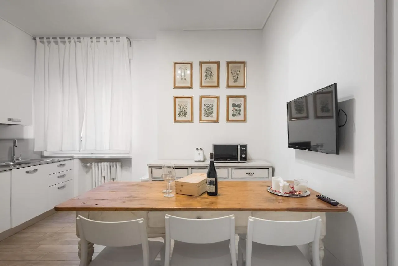 Flats4Rent La Dimora D'Orlando Apartment Verona