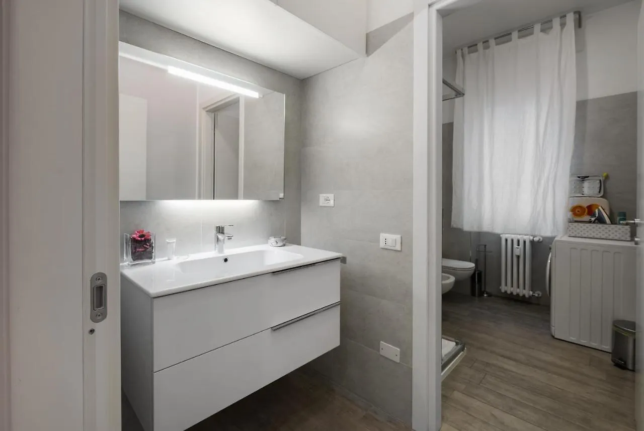 Flats4Rent La Dimora D'Orlando Apartment Verona